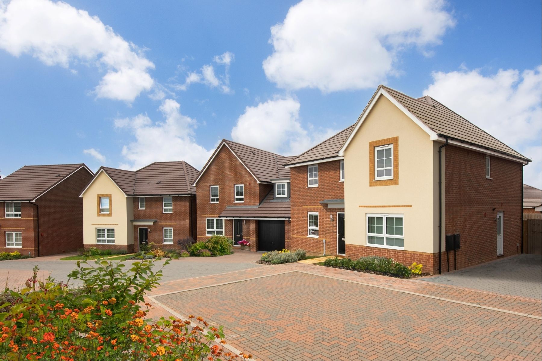 Detached homes at Woburn Downs located in Milton Keynes