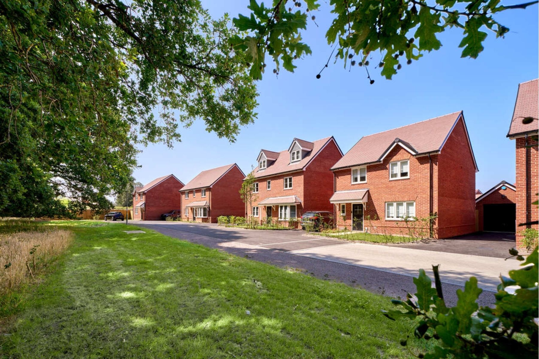 Street scene at Whiteley Meadows in Whiteley, Hampshire by Linden Homes