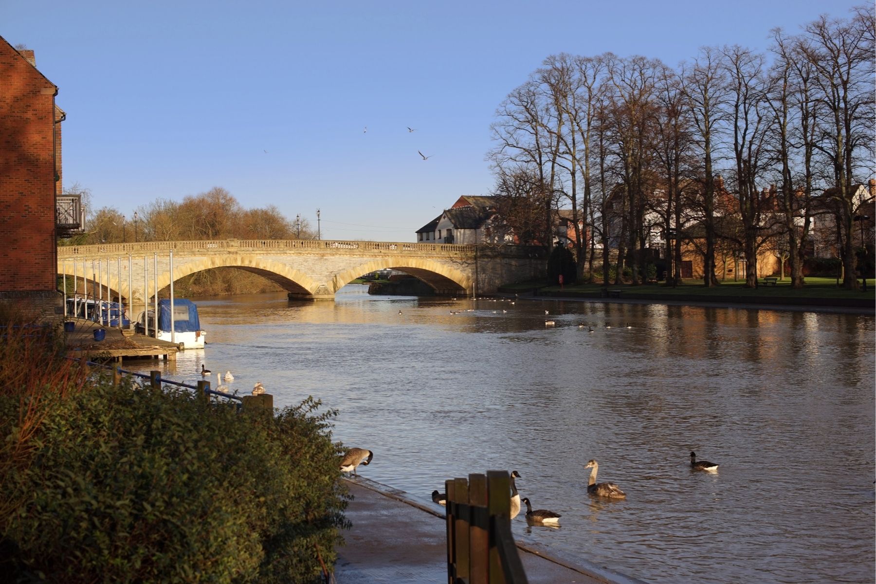 Views of the River Avon that runs through the market town of Evesham.