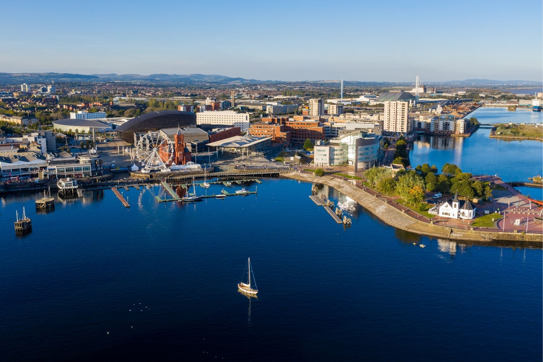 Cardiff Bay is nearby Kings Drive development