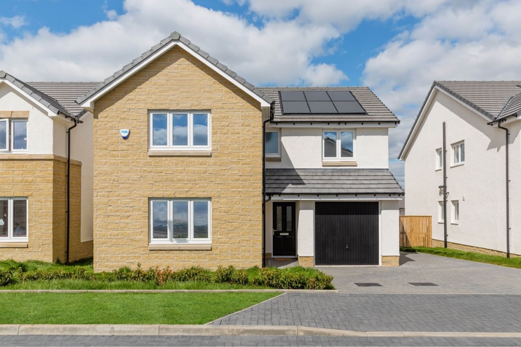 New homes for sale a Amble Court | 16 miles from Glasgow