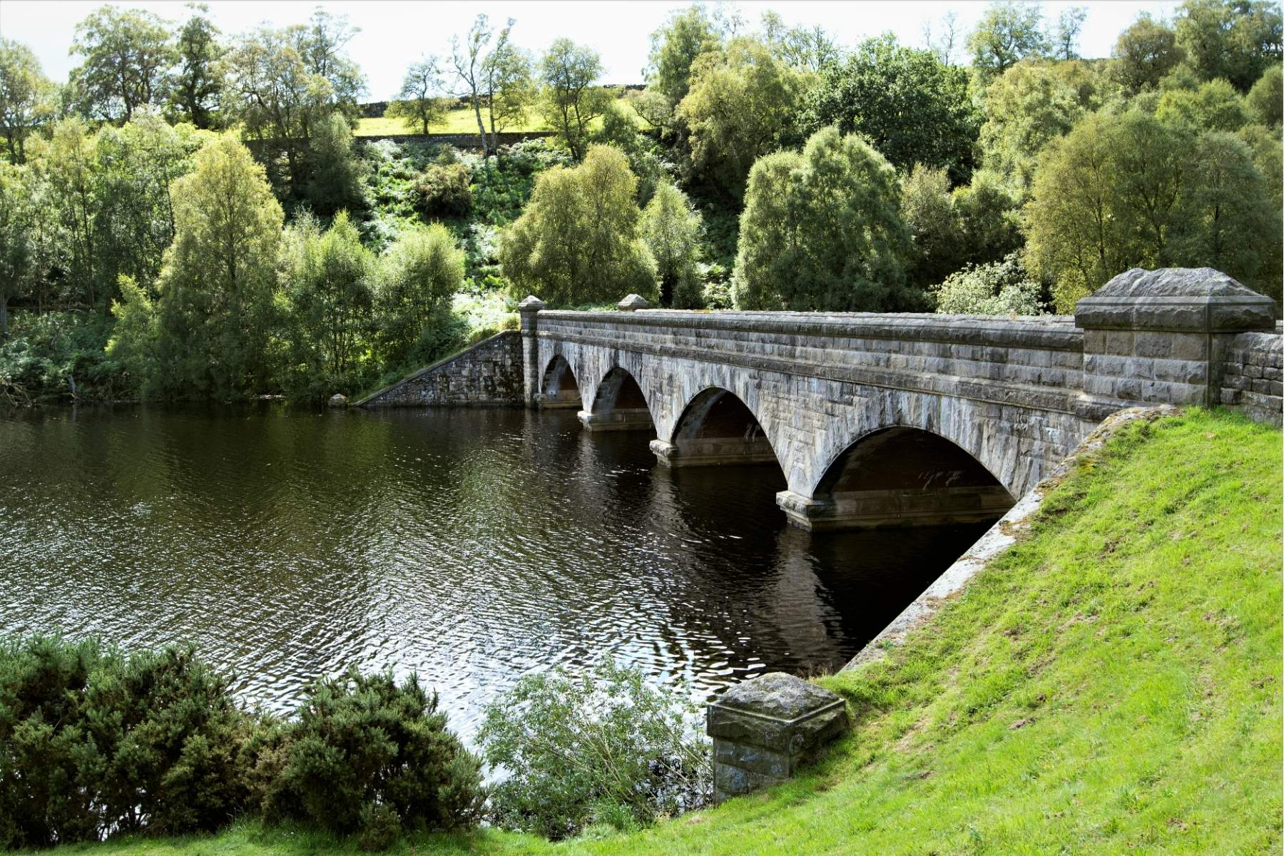 Views of Leighton Buzzard Reservoir Bridge